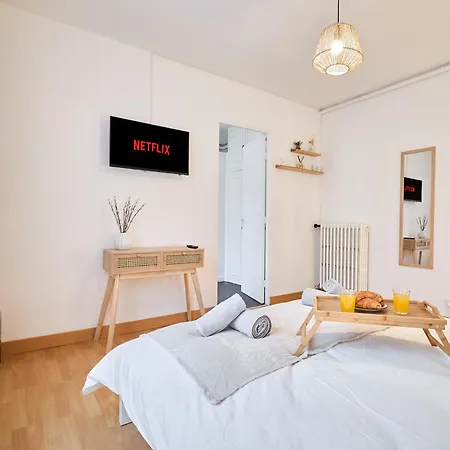 Le Cocon, Centre-ville, Calme, 4 Personnes, Proche Commerces Apartment *